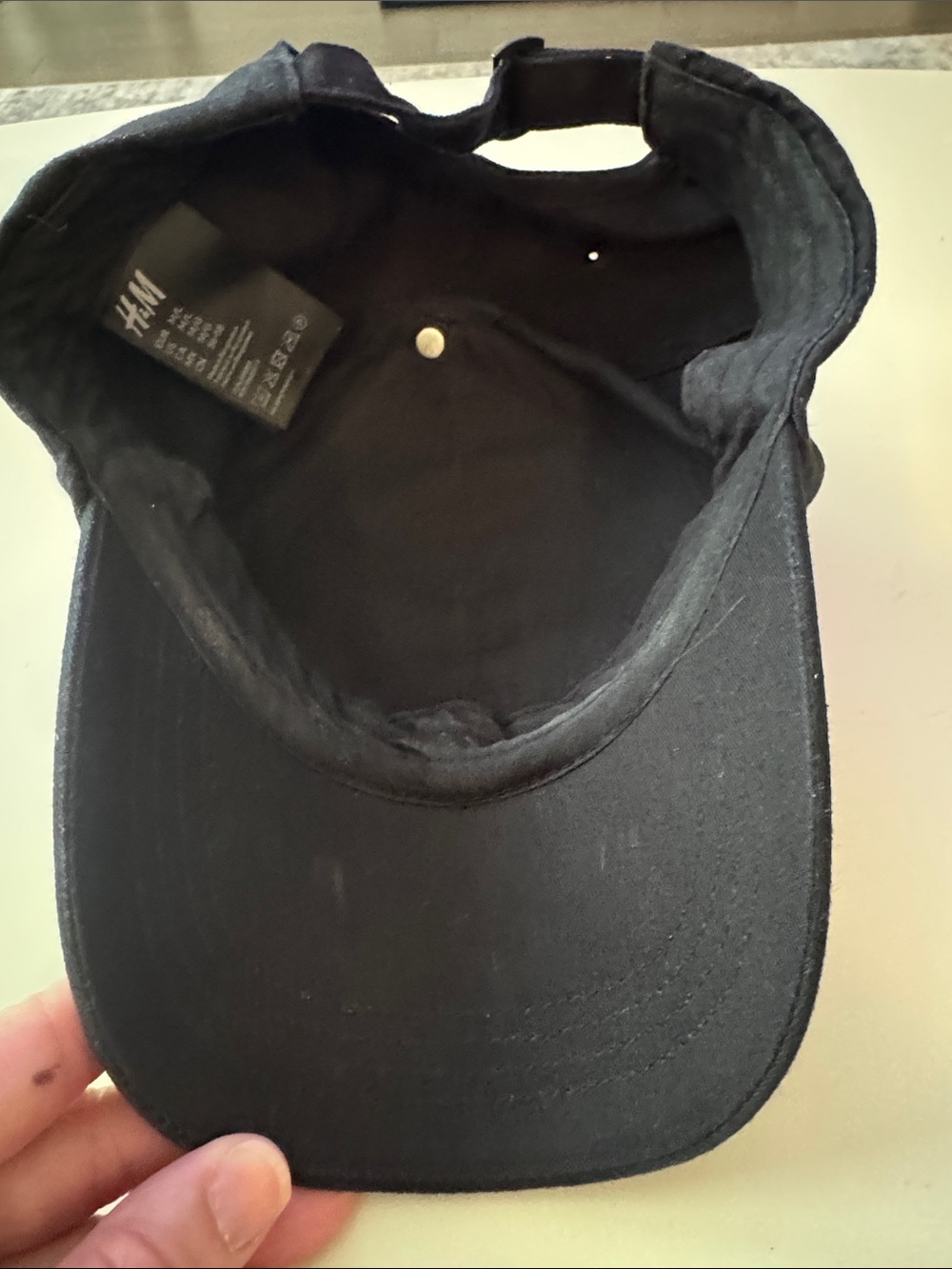 Classic Men's Black Baseball Cap - H&M - Picture 6 of 8